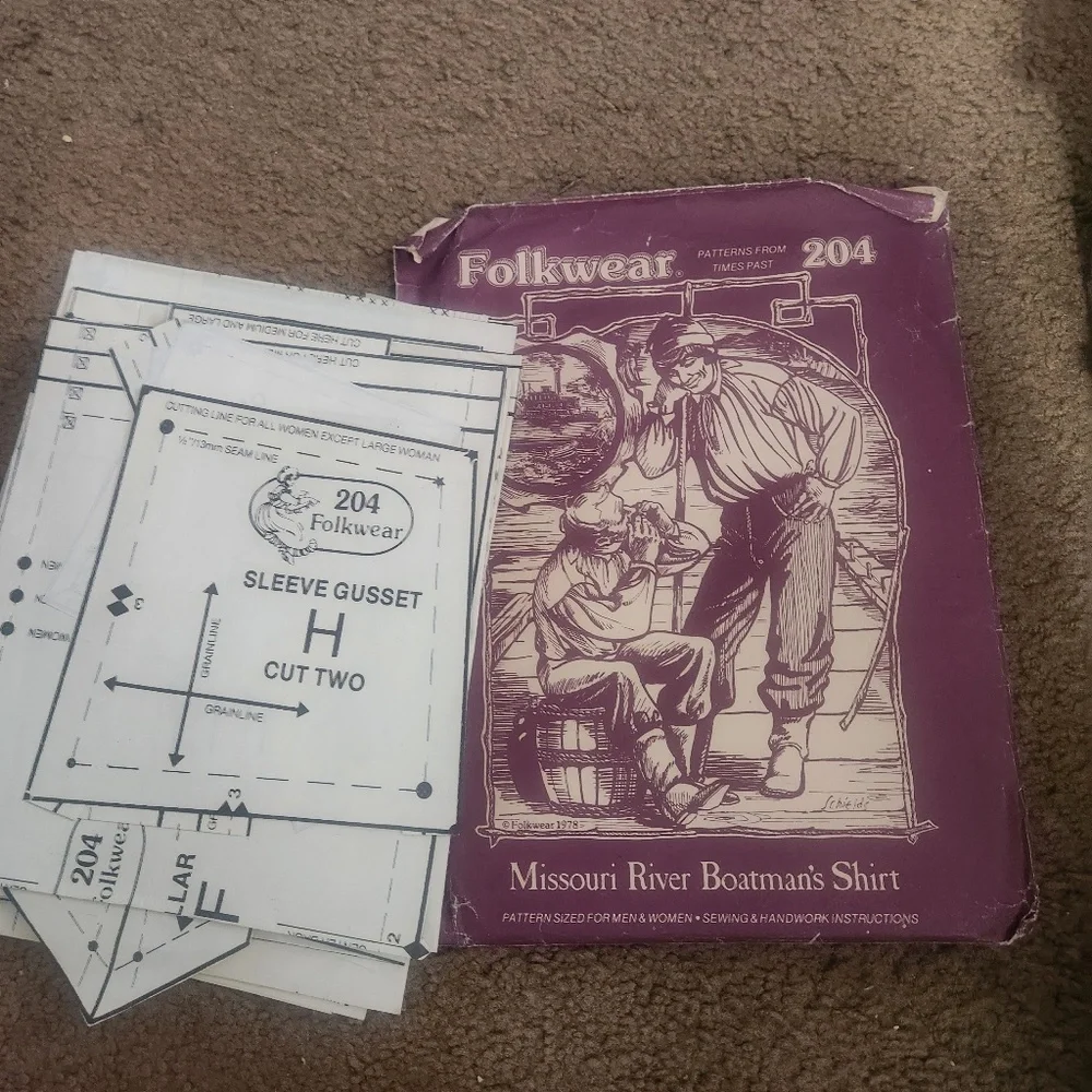 Set of 3 Folkwear patterns. - Picture 5 of 7
